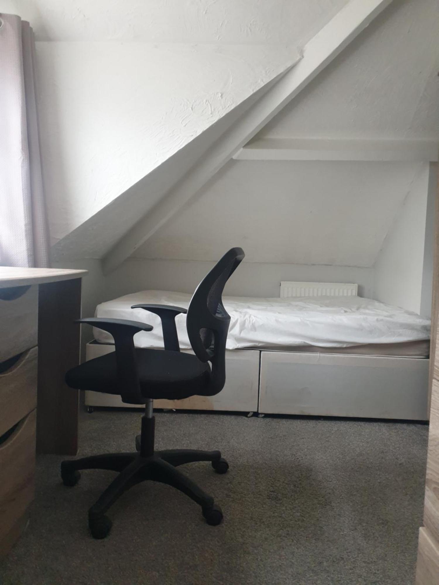 Mother-In-Law Guest House Hotel Leeds Leeds  Dış mekan fotoğraf