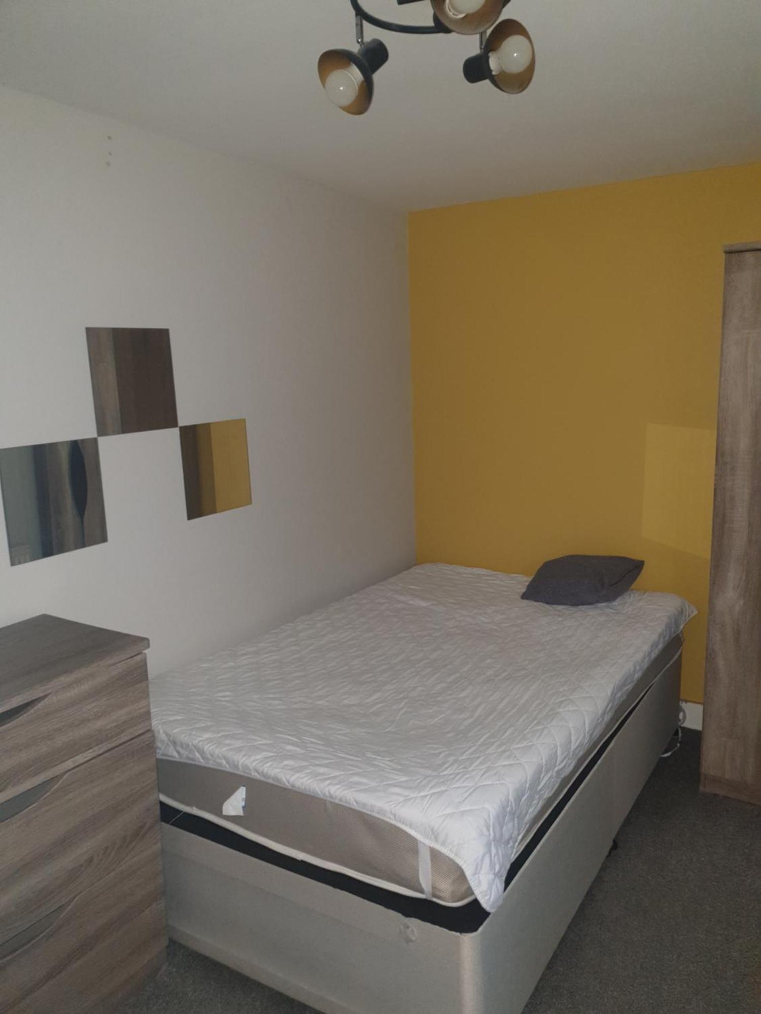 Mother-In-Law Guest House Hotel Leeds Leeds  Dış mekan fotoğraf